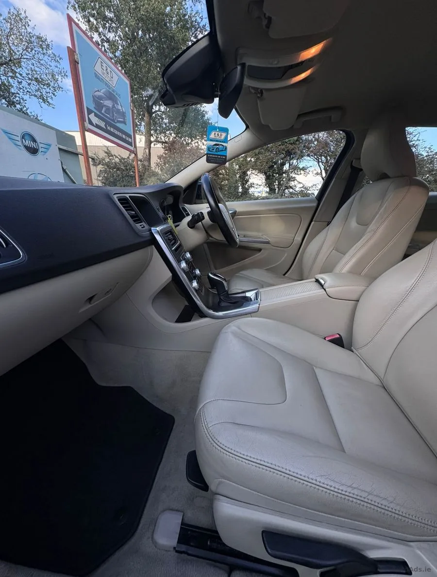 2015 Volvo V60 – photo 12