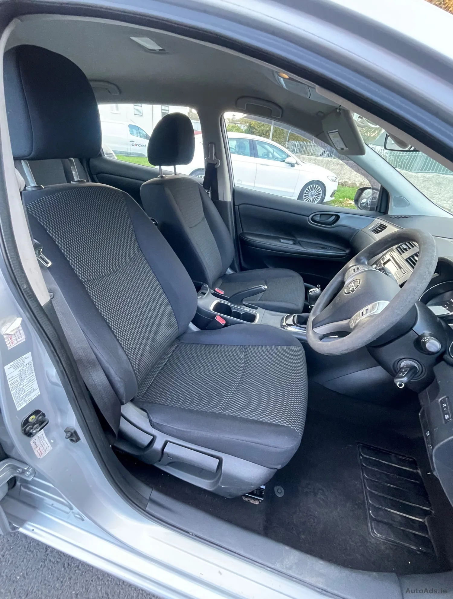 2015 Nissan Pulsar – photo 8