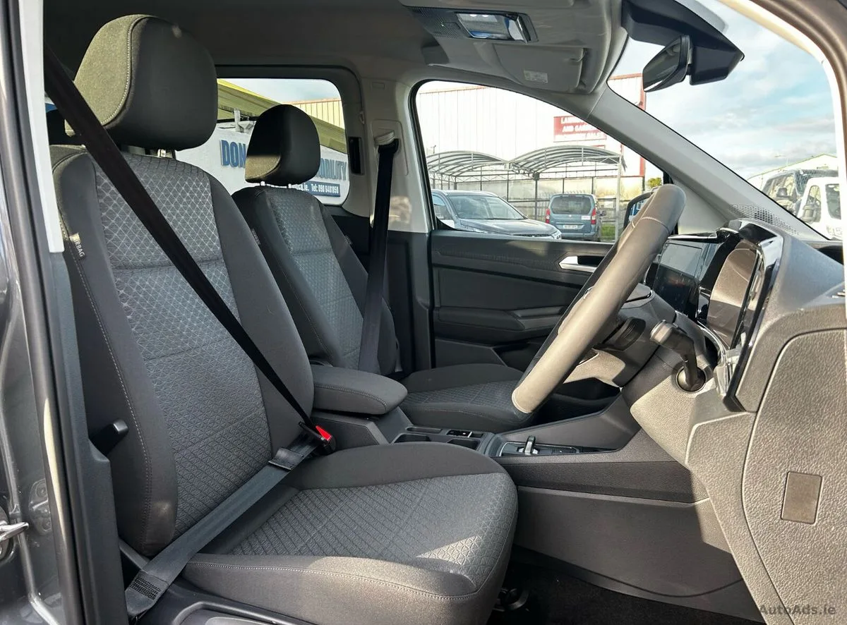 2026 Ford Tourneo Connect – photo 18