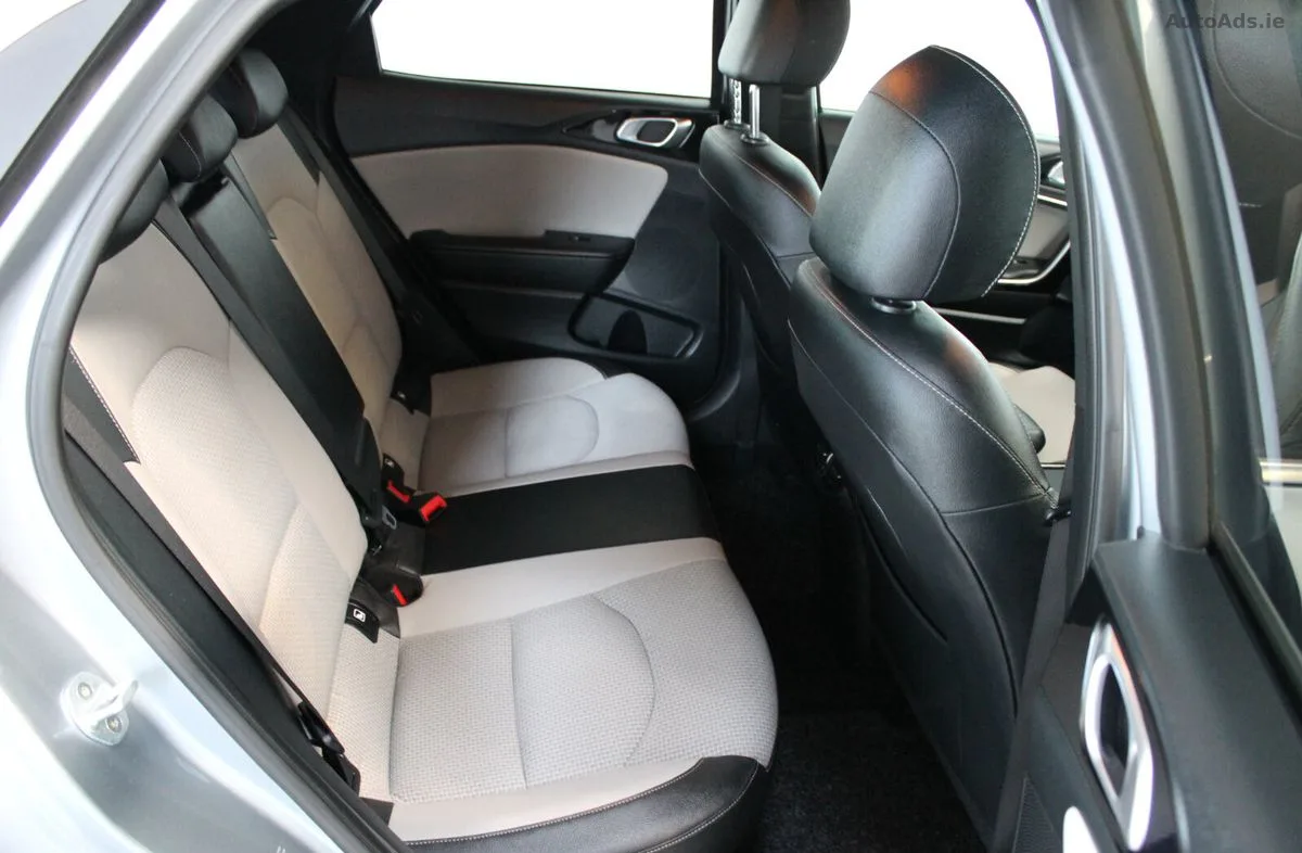 2021 Kia XCeed – photo 12