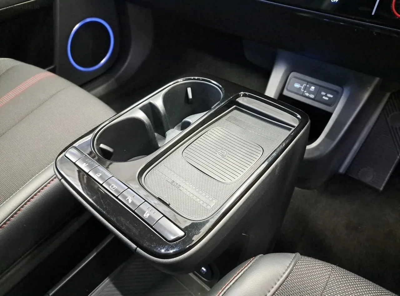 2025 Hyundai IONIQ 5 – photo 11