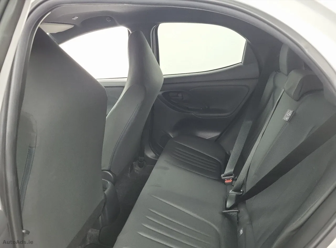 2024 Toyota Yaris – photo 6