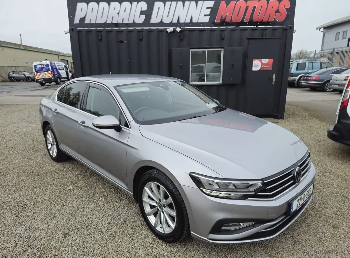 2022 Volkswagen Passat – photo 4