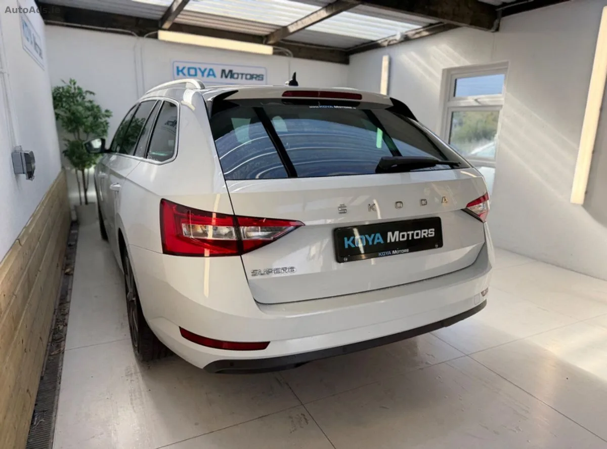 2022 Skoda Superb – photo 15