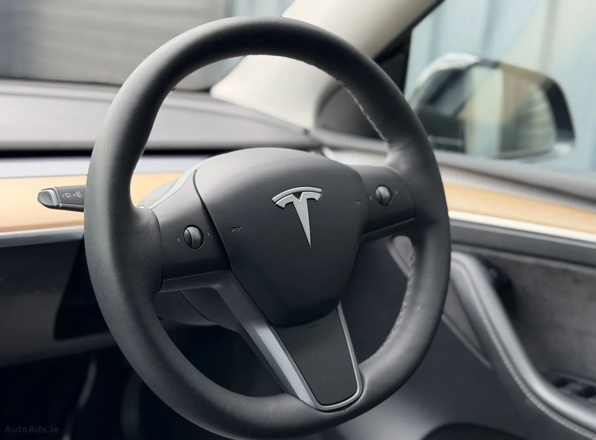 2022 Tesla Model Y – photo 16