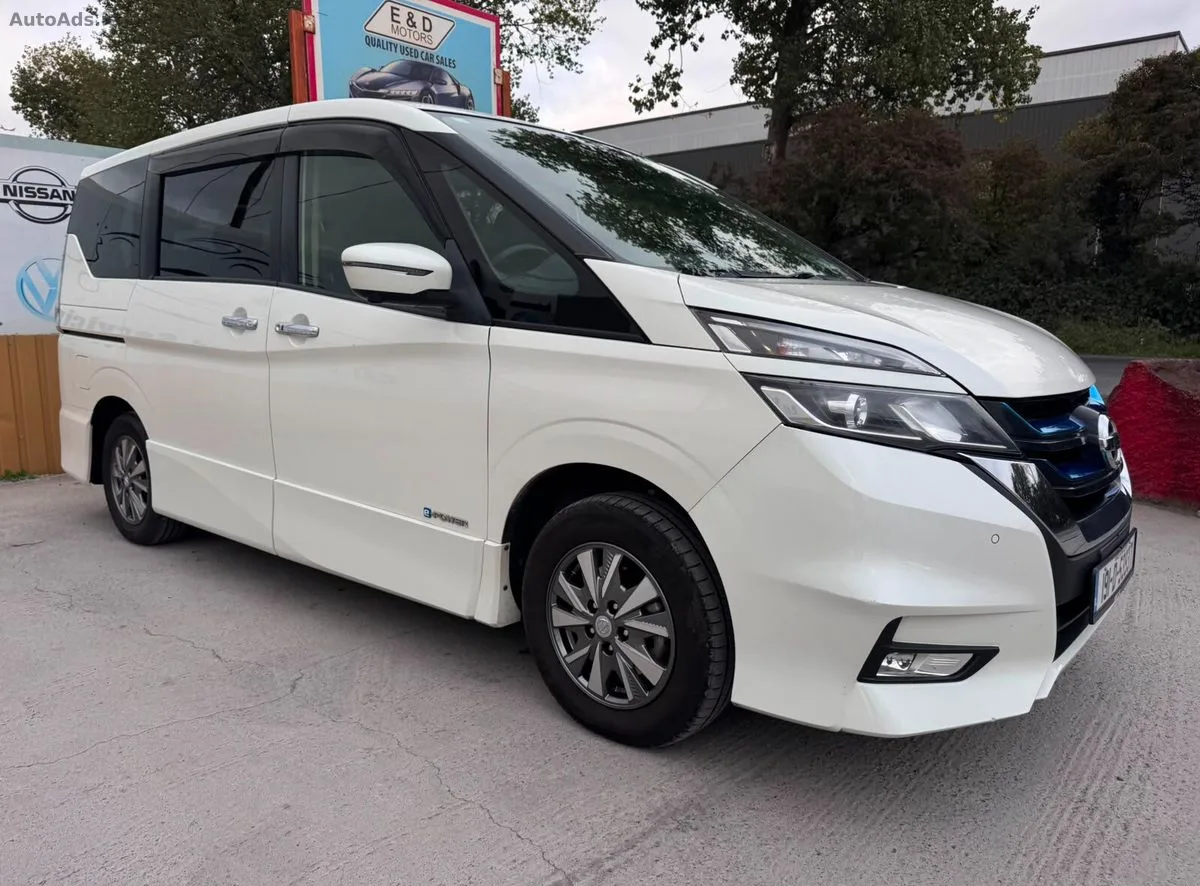 2019 Nissan Serena – photo 2