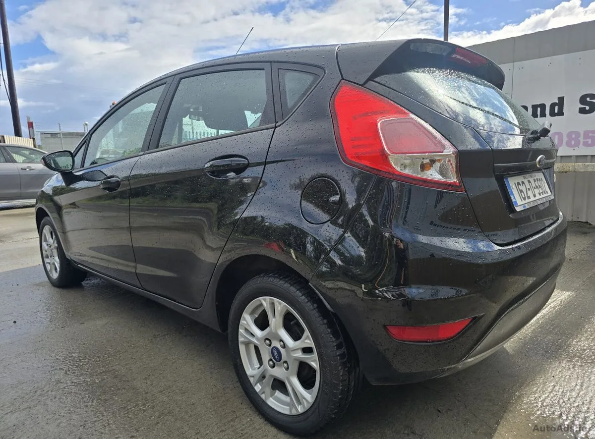 2016 Ford Fiesta – photo 5