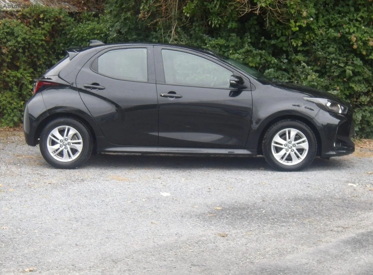 2023 Toyota Yaris – photo 10
