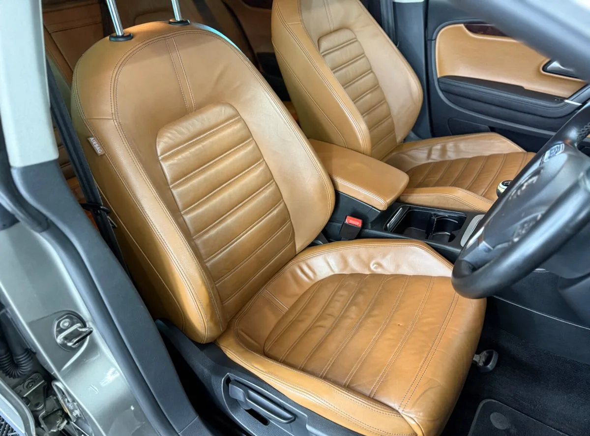 2011 Volkswagen CC – photo 20