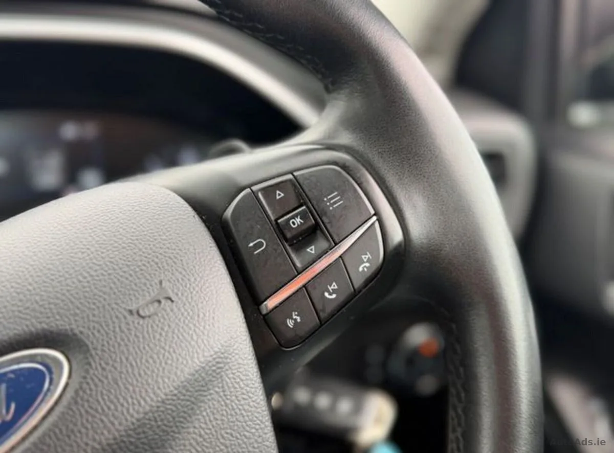 2019 Ford Focus – photo 16