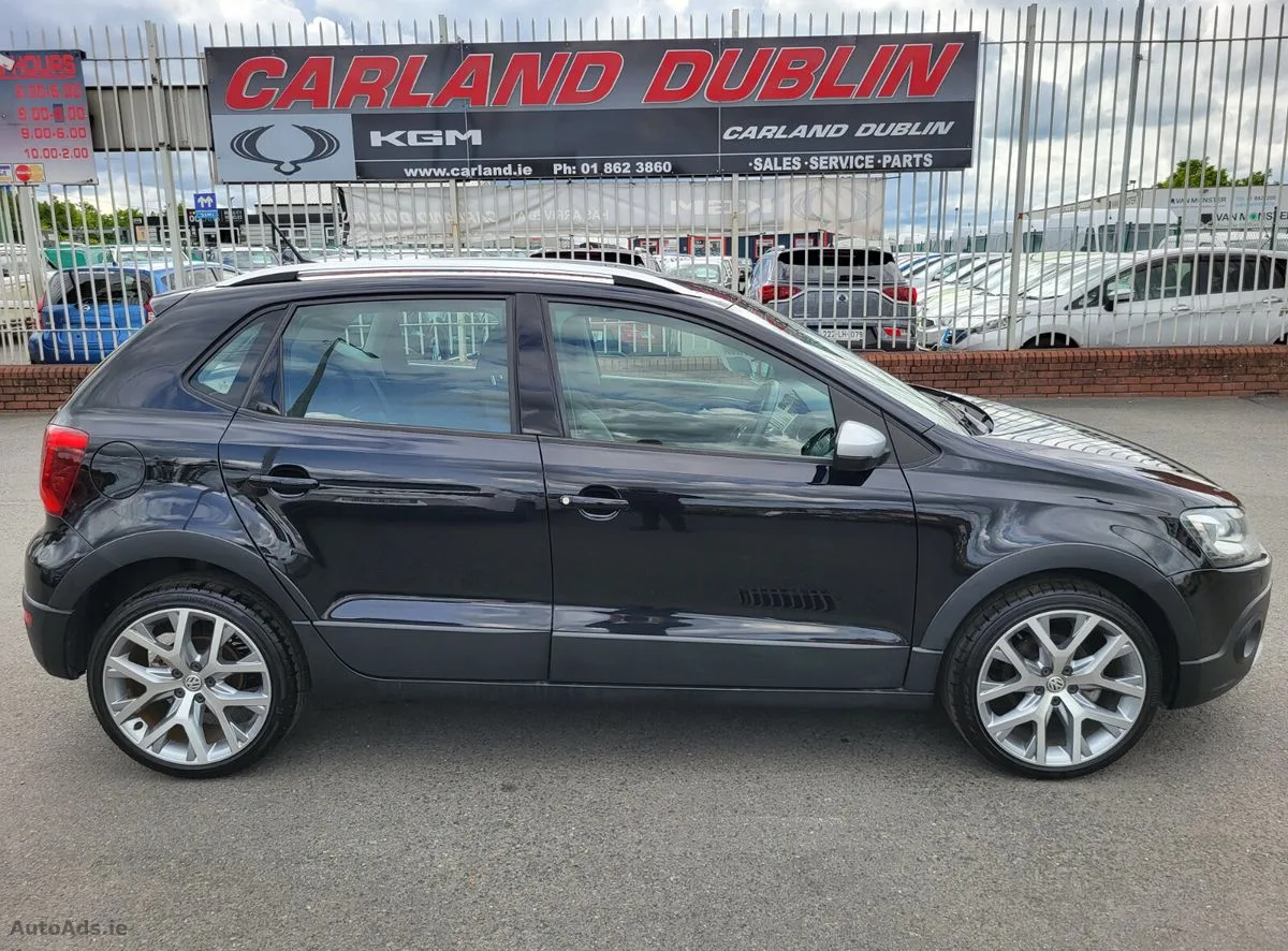 2015 Volkswagen Polo – photo 2