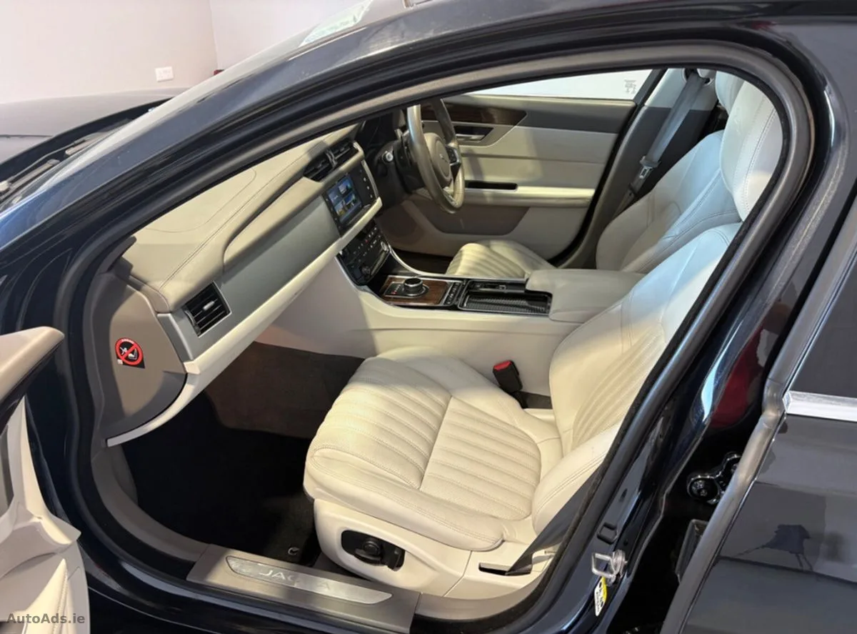 2018 Jaguar XF – photo 6
