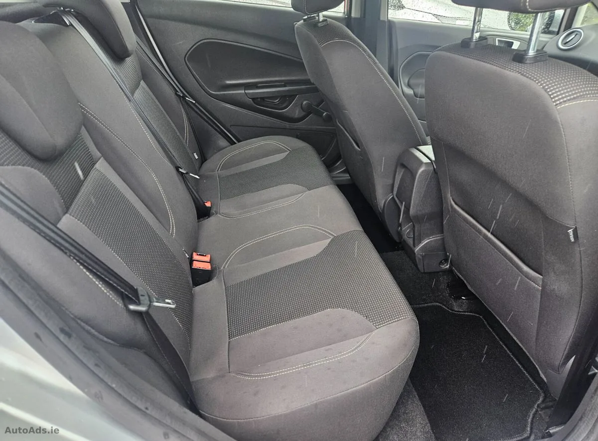 2017 Ford Fiesta – photo 17
