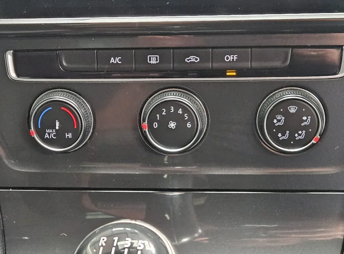 2019 Volkswagen Golf – photo 11
