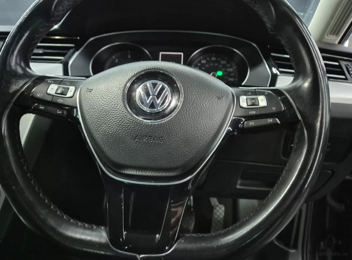 2019 Volkswagen Passat – photo 7