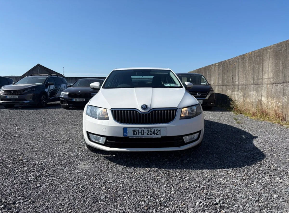 2015 Skoda Octavia – photo 2