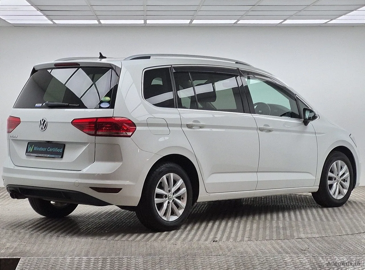 2019 Volkswagen Touran – photo 2
