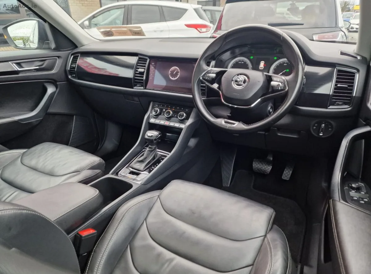 2021 Volkswagen Tiguan Allspace – photo 3