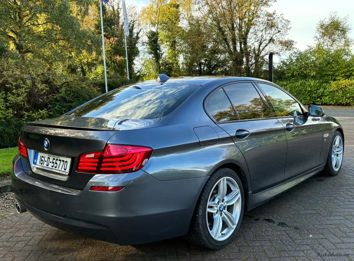 2016 BMW 5-Series – photo 11