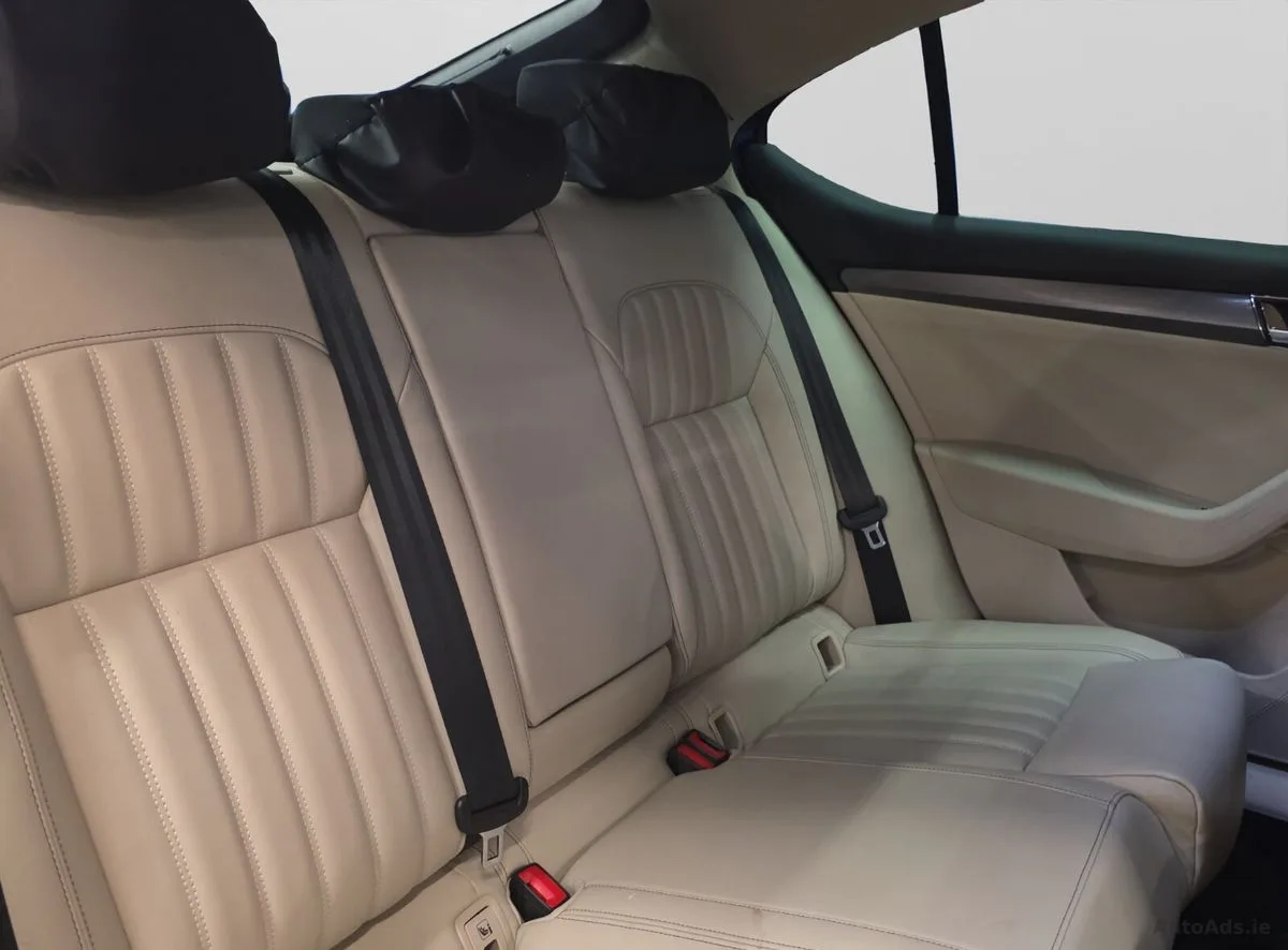 2023 Skoda Superb – photo 18