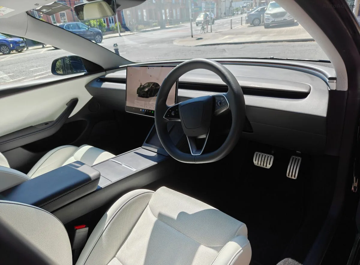 2024 Tesla Model 3 – photo 6