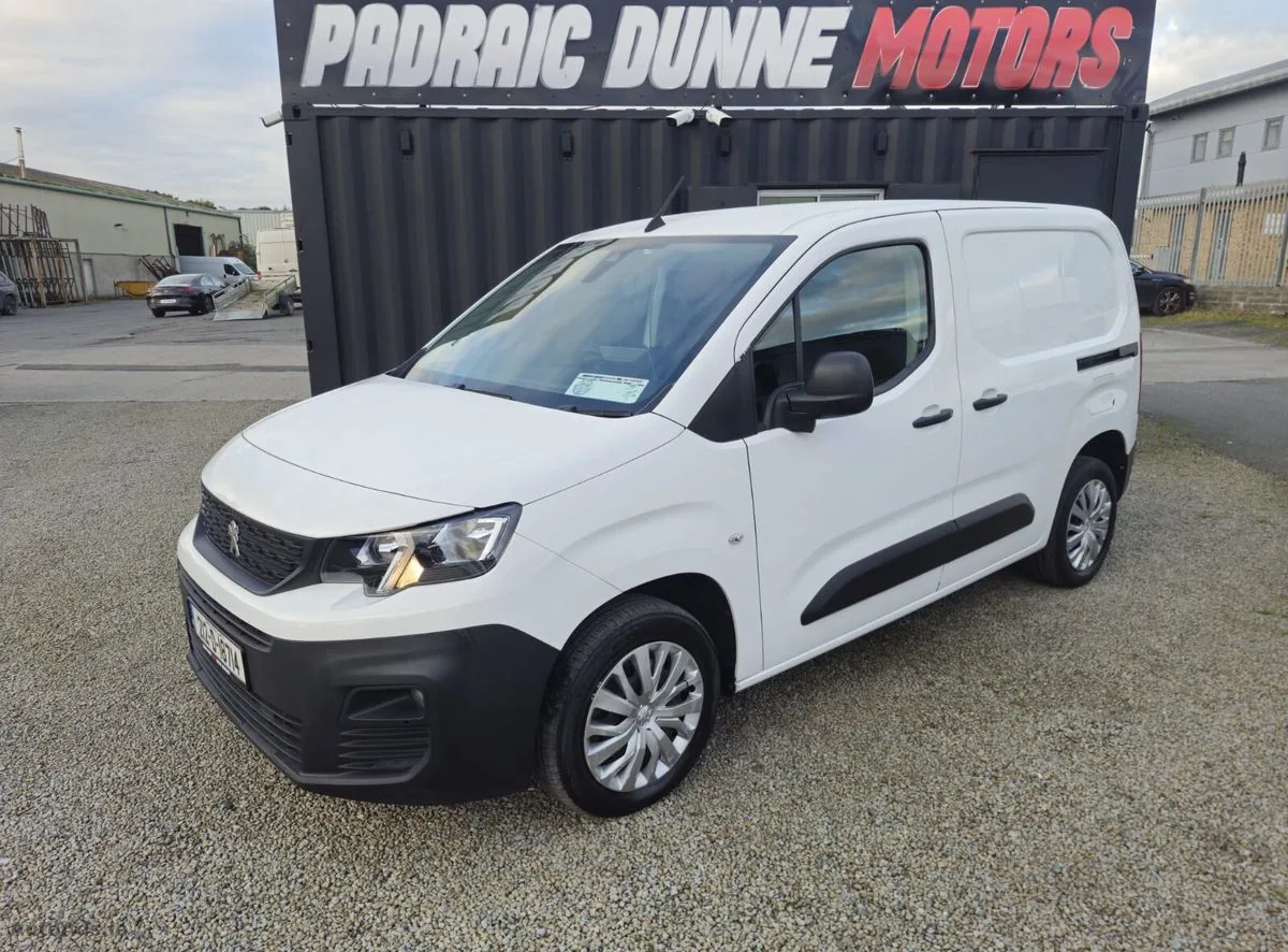 2021 Peugeot Partner