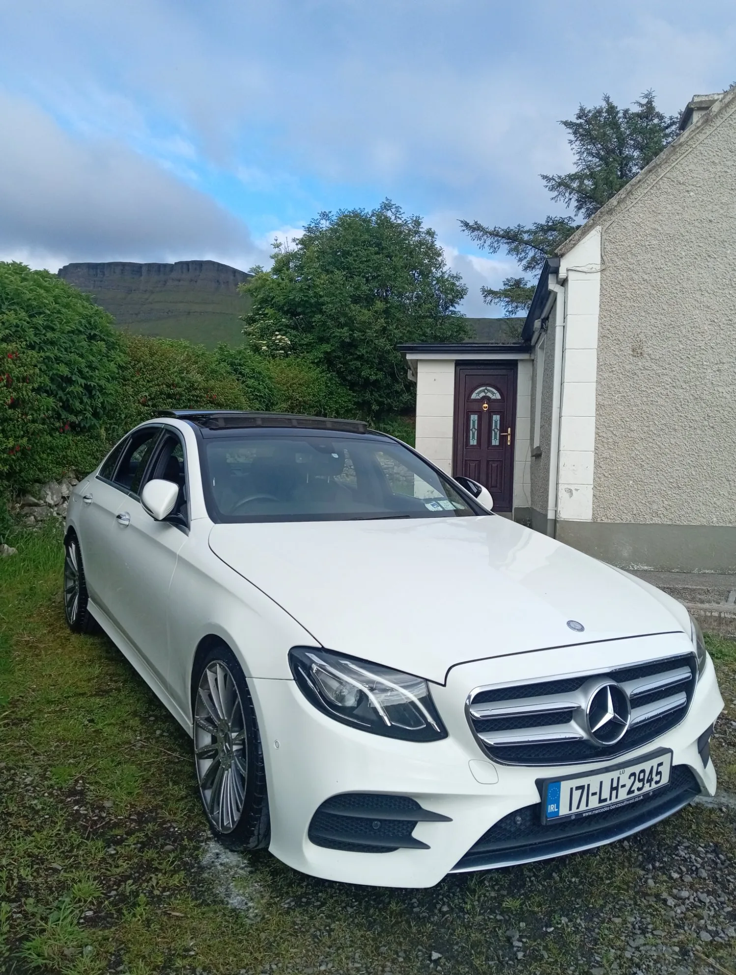 2017 Mercedes-Benz E-Class – photo 1