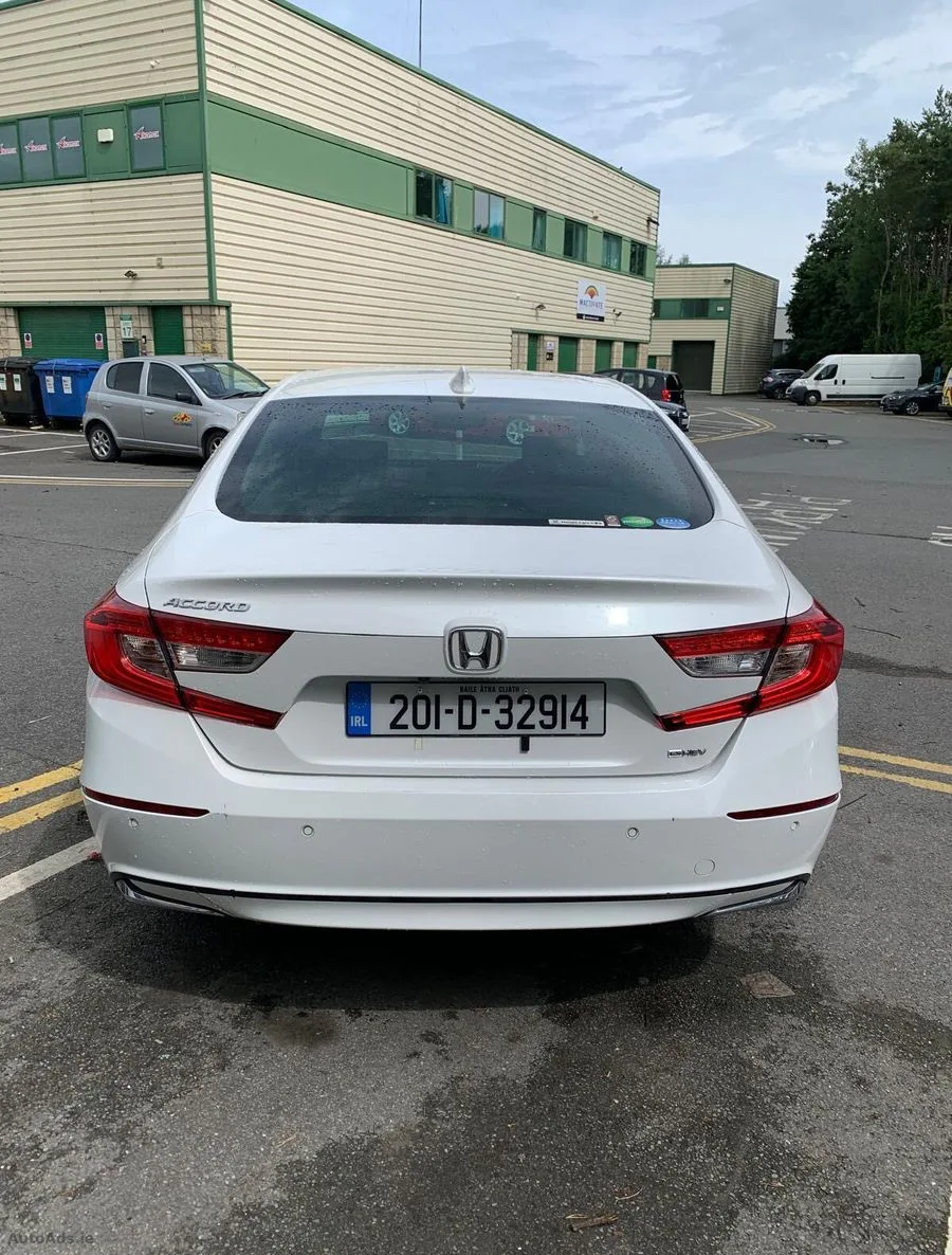 2020 Honda Accord – photo 2