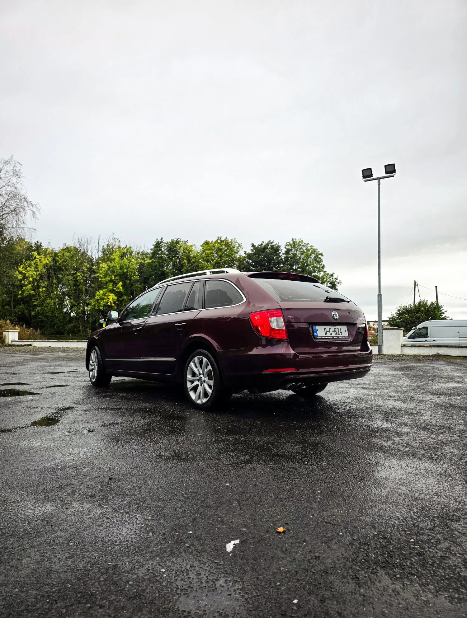 2011 Skoda Superb – photo 4
