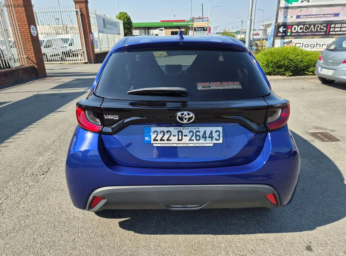 2022 Toyota Yaris – photo 4