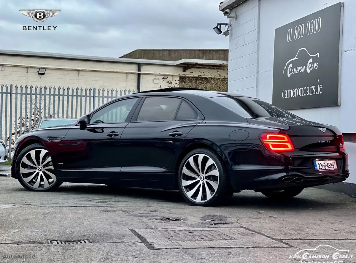 2023 Bentley Flying Spur – photo 2