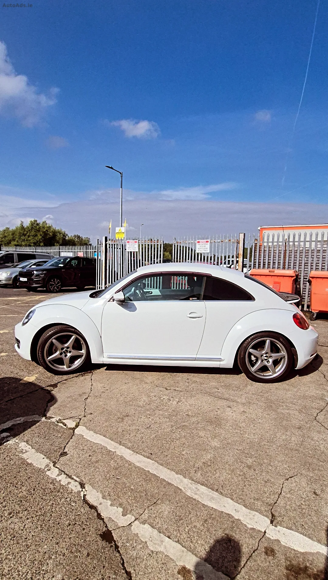 2014 Volkswagen Beetle – photo 2