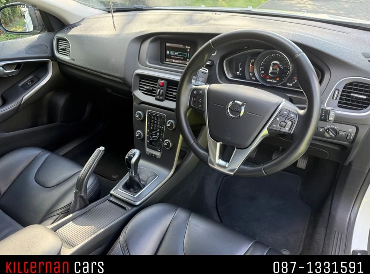 2017 Volvo V40 – photo 8