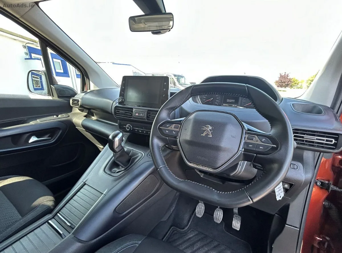 2021 Peugeot Rifter – photo 12