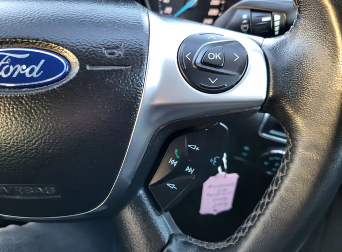 2012 Ford Focus – photo 20