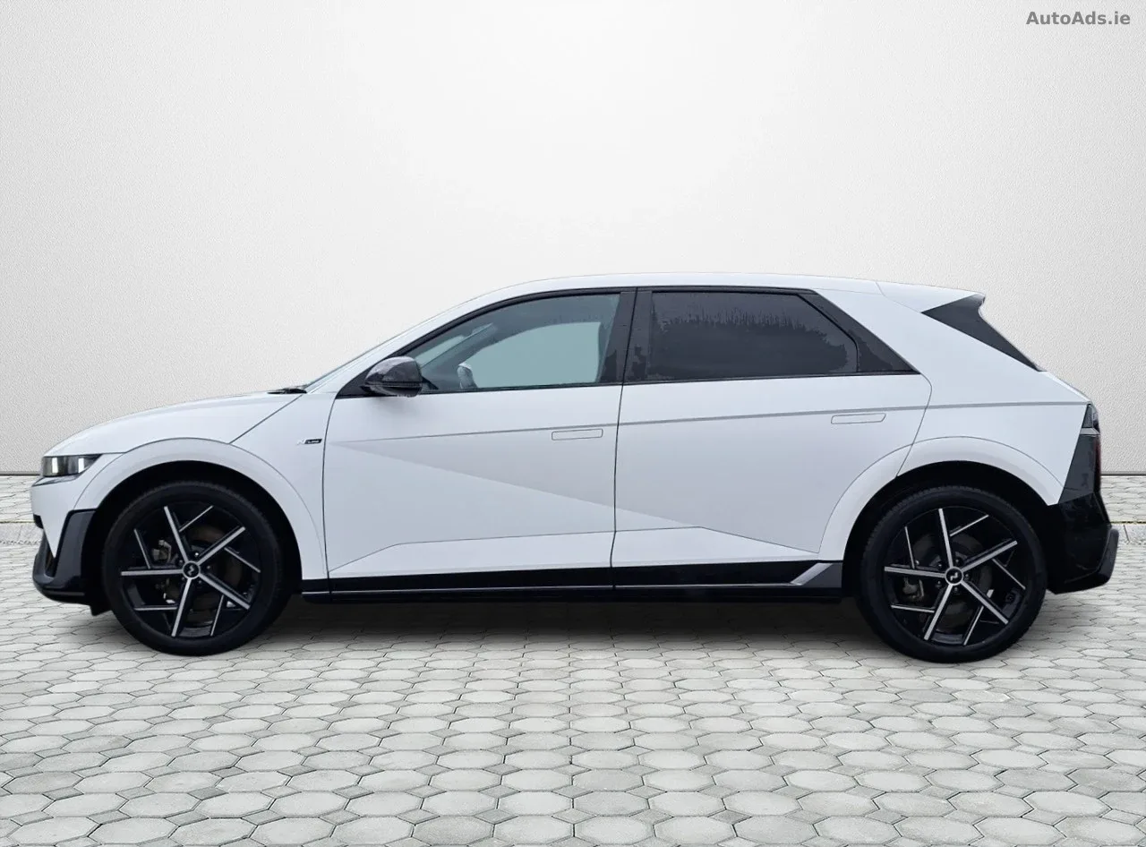 2025 Hyundai IONIQ 5 – photo 5