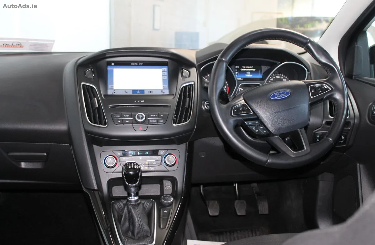 2019 Ford Focus – photo 11