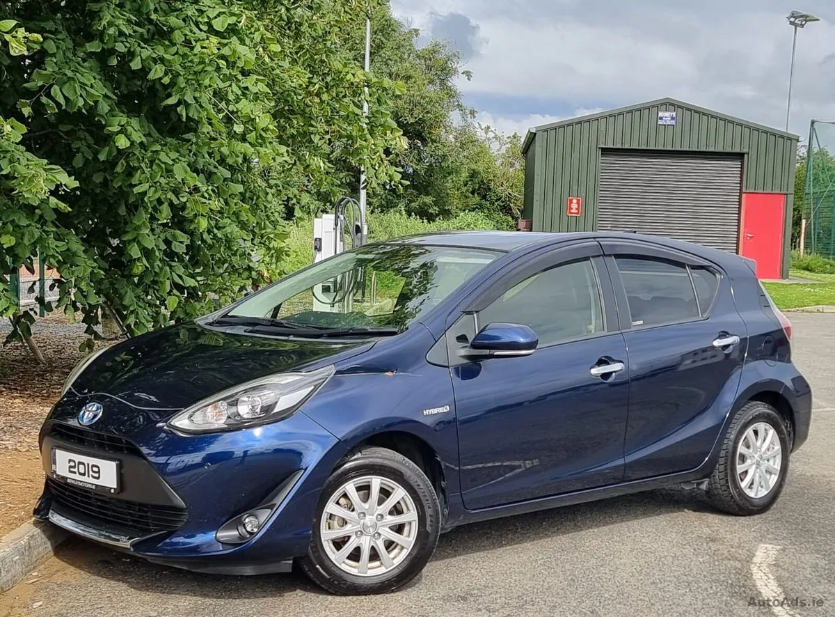 2019 Toyota Aqua – photo 11