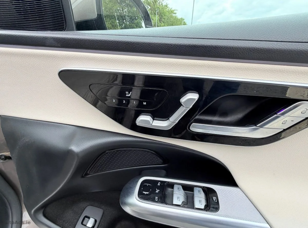 2025 Mercedes-Benz E-Class – photo 18