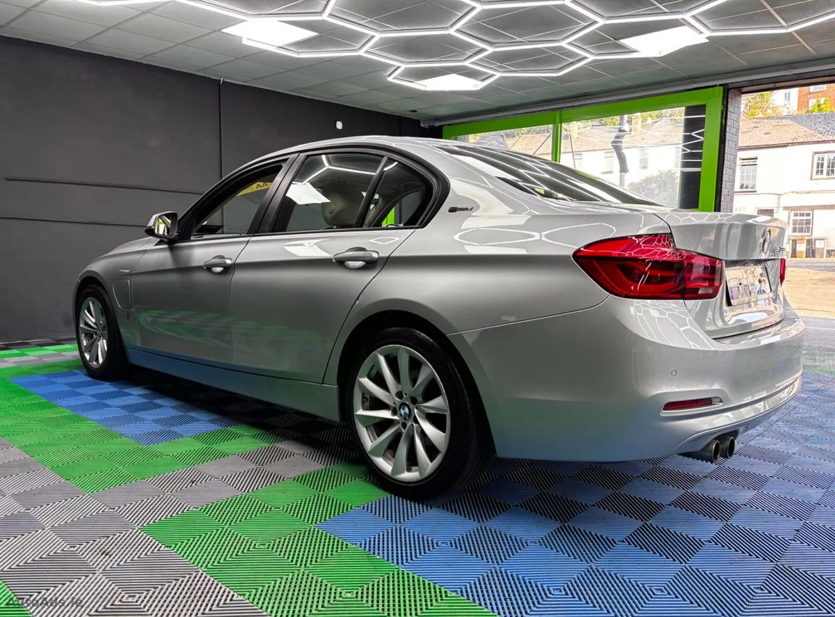 2019 BMW 3-Series – photo 11