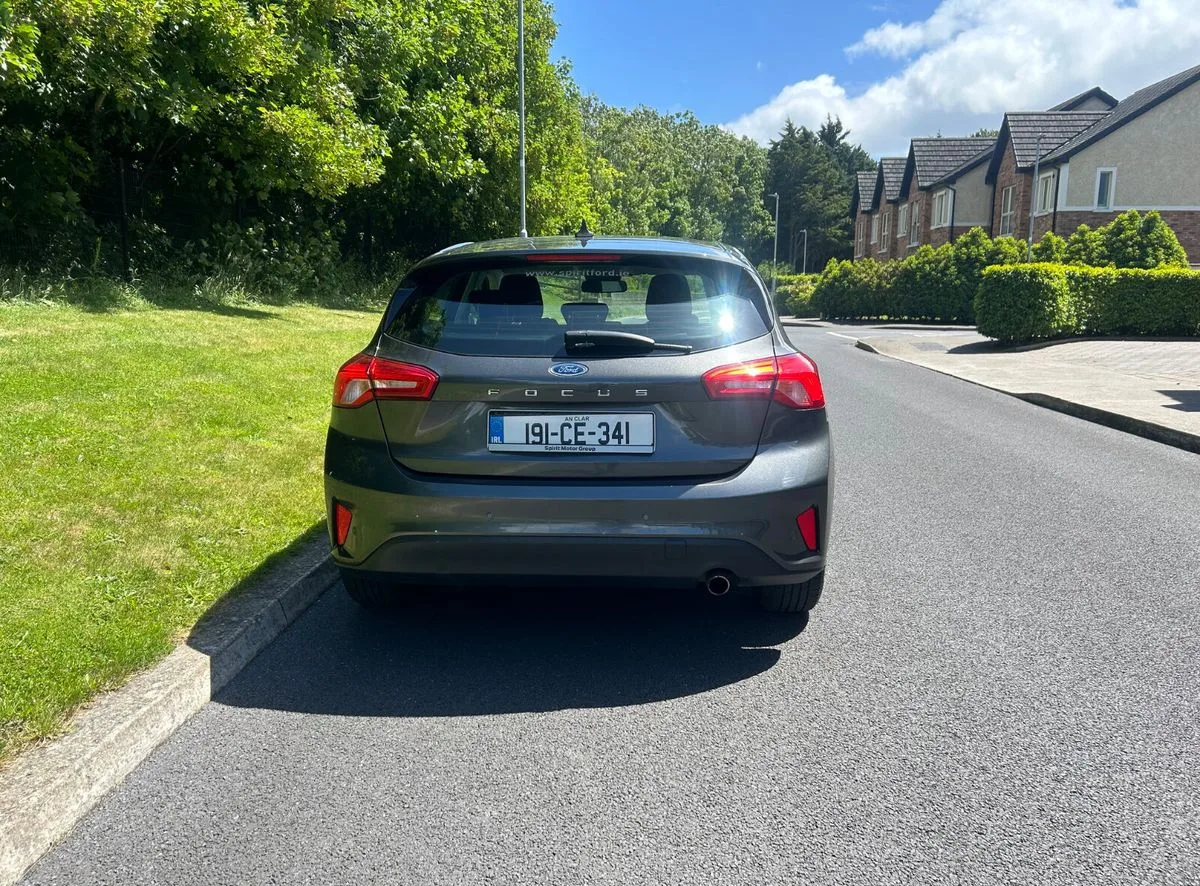 2019 Ford Focus – photo 4