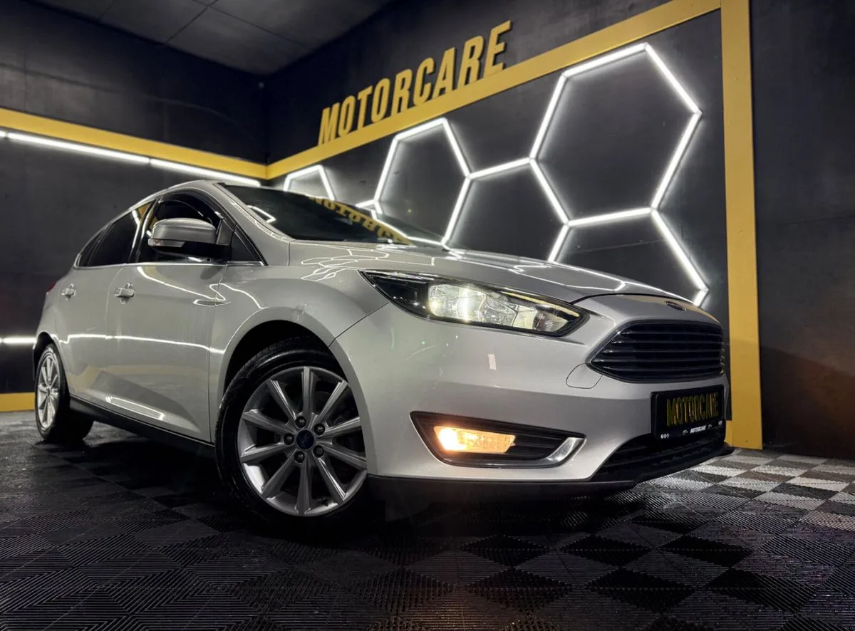 2017 Ford Focus – photo 3