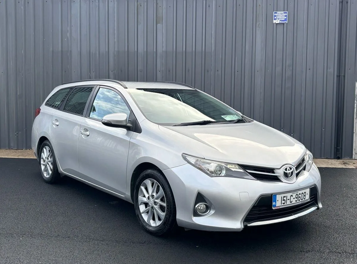 2015 Toyota Auris