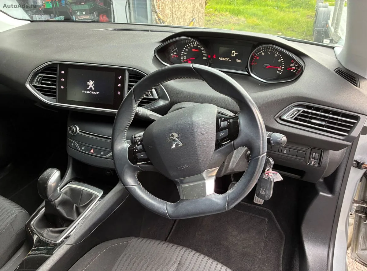 2016 Peugeot 308 – photo 14