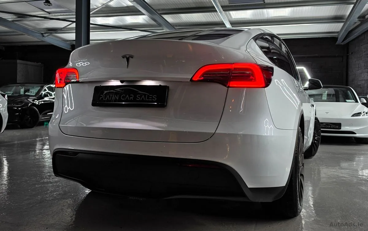 2023 Tesla Model Y – photo 8