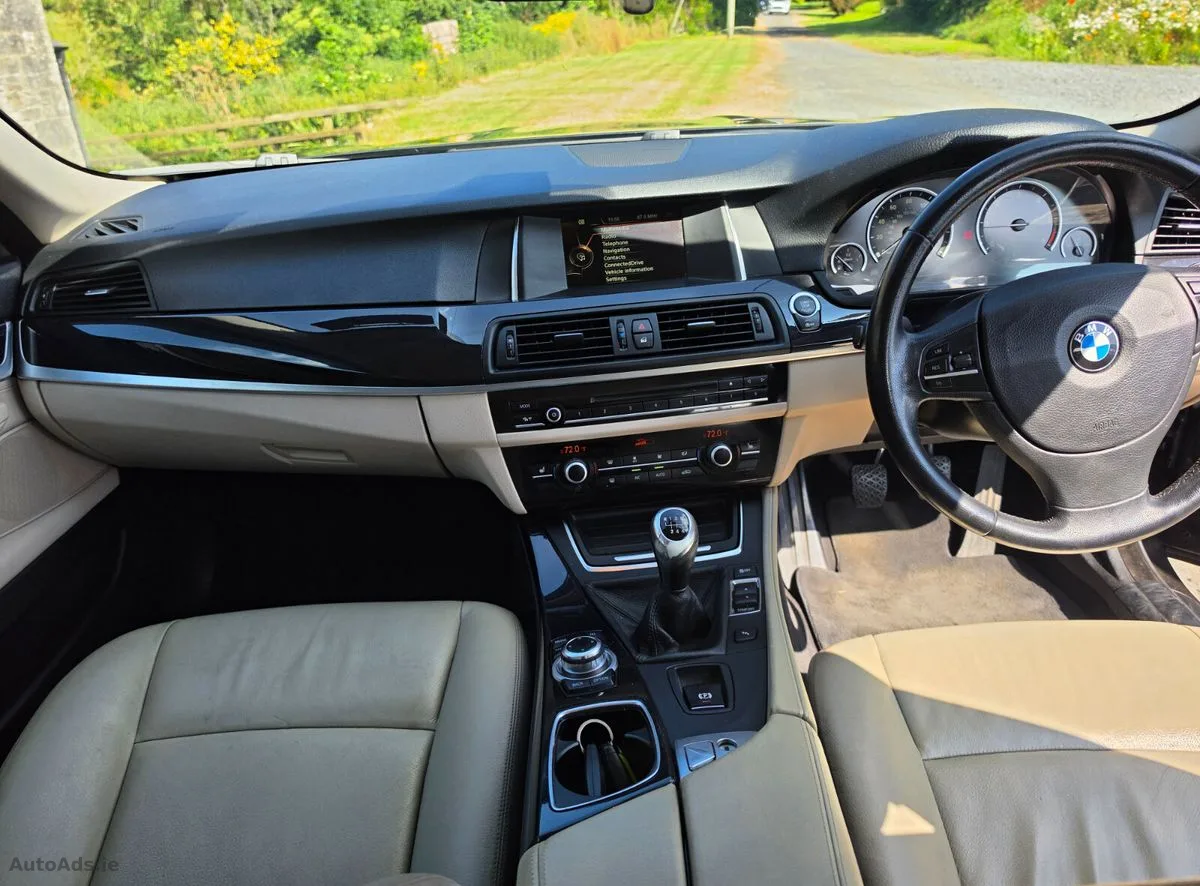 2014 BMW 5-Series – photo 13