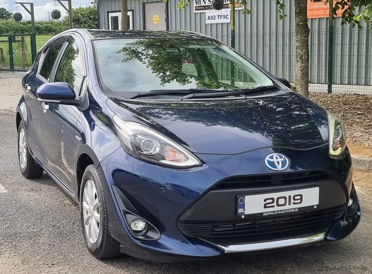 2019 Toyota Aqua – photo 4