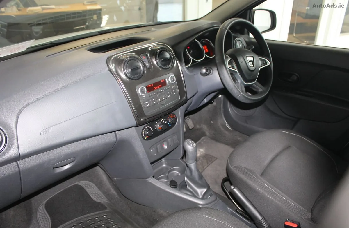 2017 Dacia Logan – photo 9
