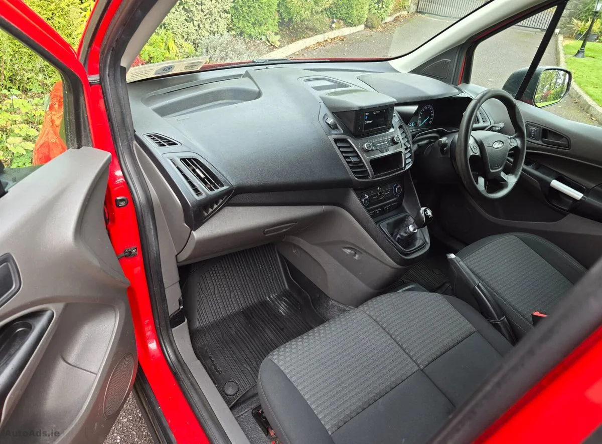 2019 Ford Transit – photo 15