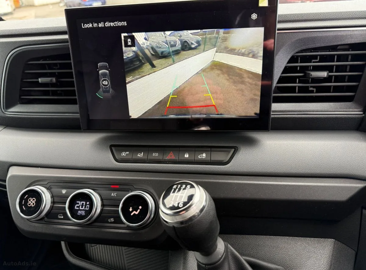 2026 Nissan Interstar – photo 20
